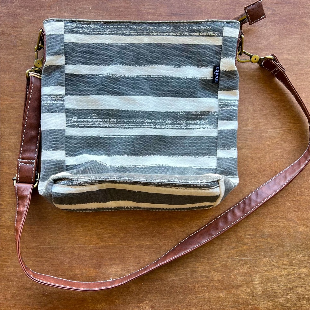 Maika City Crossbody Purse Tote Recycled Canvas Grey White stripe